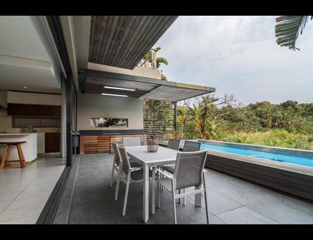 3 BEDROOM TOWNHOUSE FOR SALE IN ZIMBALI ESTATE